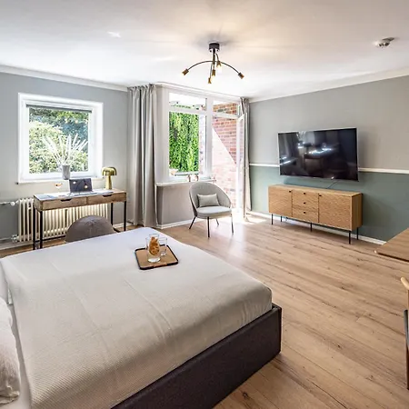 Have-a-nice-stay - Nahe Bahnhof - 20 Minuten Nach Hamburg - Trotzdem Ruhig Gelegen - 6 Minuten Zu Fuss Ins Zentrum - Modern Eingerichtet * Ahrensburg