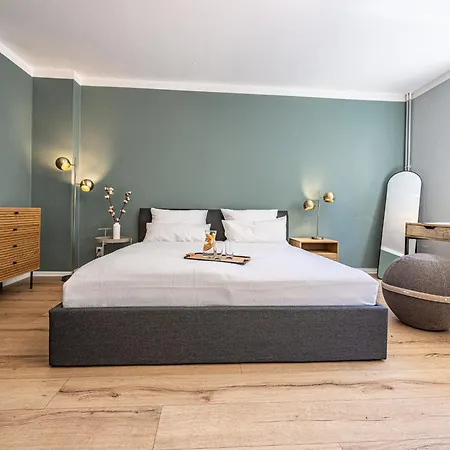 Have-a-nice-stay - Nahe Bahnhof - 20 Minuten Nach Hamburg - Trotzdem Ruhig Gelegen - 6 Minuten Zu Fuss Ins Zentrum - Modern Eingerichtet *