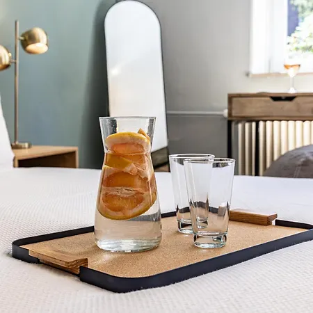 Have-a-nice-stay - Nahe Bahnhof - 20 Minuten Nach Hamburg - Trotzdem Ruhig Gelegen - 6 Minuten Zu Fuss Ins Zentrum - Modern Eingerichtet Apartment